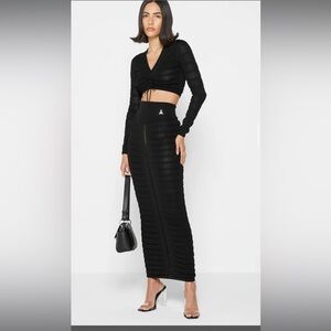 MANIÈRE DE VOIR Knitted Black Maxi Skirt